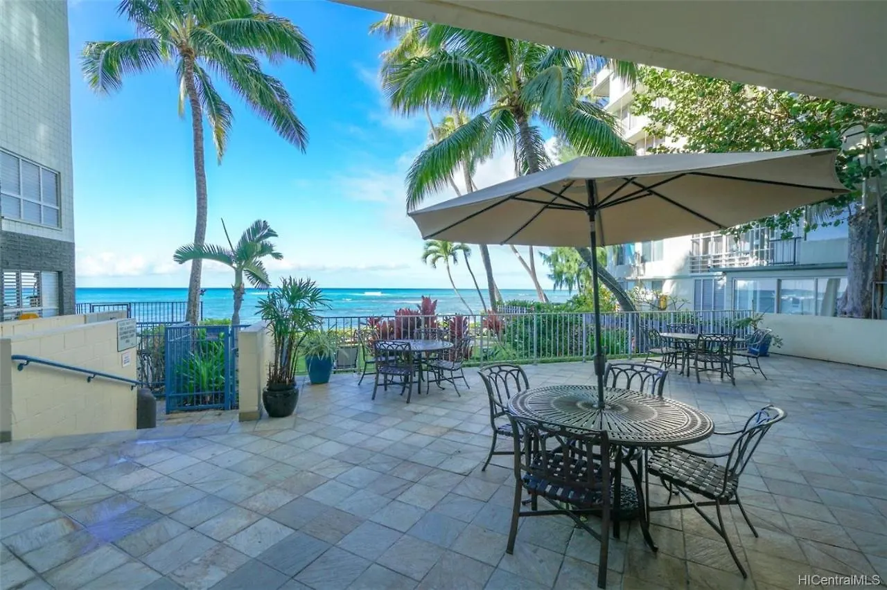 Diamond Head Beach Hotel ホノルル アパートホテル