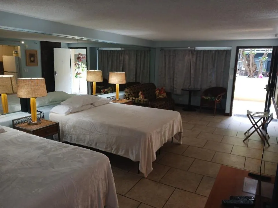アパートホテル Diamond Head Beach Hotel ホノルル