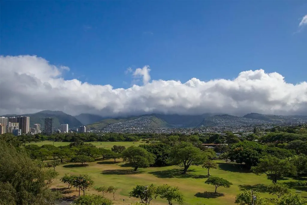 Diamond Head Beach Hotel Honolulu